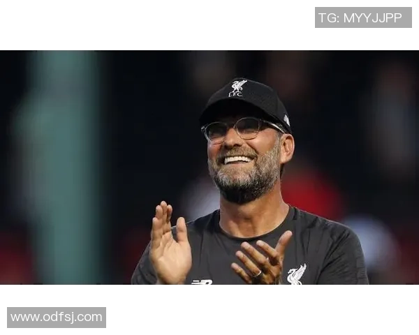 利物浦赛后采访爆金句球员幽默回应引爆全场笑声引发热议